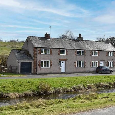 Holiday home Riverside *